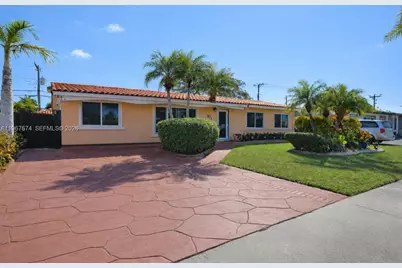 1901 SW 90th Ave, Miami, FL 33165 - Photo 1