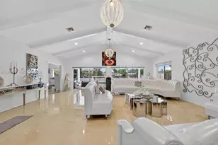 317 S Riverside Dr, Pompano Beach, FL 33062 - Photo 15