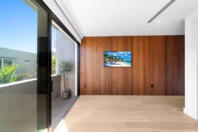 3119 Plaza St, Miami, FL 33133 - Photo 45