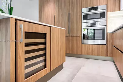 3119 Plaza St, Miami, FL 33133 - Photo 13