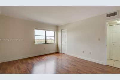 10155 NW 9th St Cir #4-401, Miami, FL 33172 - Photo 15