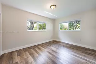 11745 SW 81st Rd, Pinecrest, FL 33156 - Photo 13