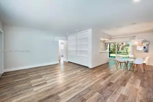 11745 SW 81st Rd, Pinecrest, FL 33156 - Photo 3