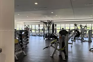 7925 NW 104th Ave, Doral, FL 33178 - Photo 37