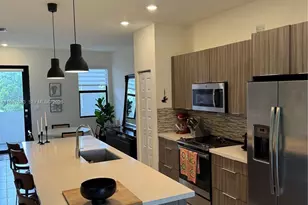 7925 NW 104th Ave, Doral, FL 33178 - Photo 5