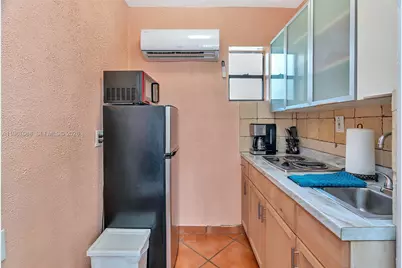 322 Harding St #B202, Hollywood, FL 33019 - Photo 33