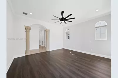 827 SE 2nd Ct, Fort Lauderdale, FL 33301 - Photo 19