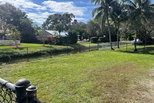 11520 NW 26th St, Plantation, FL 33323 - Photo 19