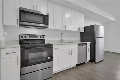 1620 NW 18th St #205, Miami, FL 33125 - Photo 1