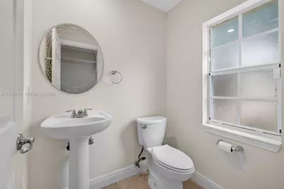 617 SW 1st Ave, Pompano Beach, FL 33060 - Photo 27