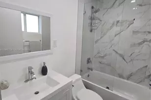1453 NW 70th St, Miami, FL 33147 - Photo 15