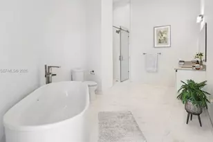 101 Diplomat Pkwy, Hallandale Beach, FL 33009 - Photo 27