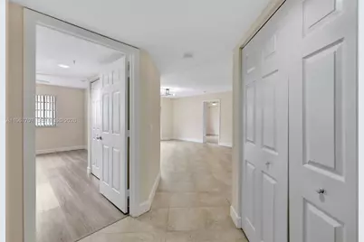 2009 SE 10th Ave #302, Fort Lauderdale, FL 33316 - Photo 17