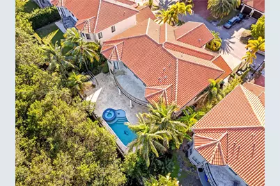 18841 SW 74th Ct, Cutler Bay, FL 33157 - Photo 7