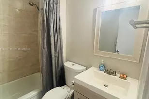 118 Royal Pk Dr, Oakland Park, FL 33309 - Photo 19