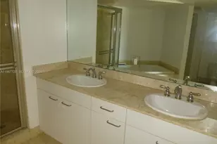 21055 Yacht Club Dr, Aventura, FL 33180 - Photo 9