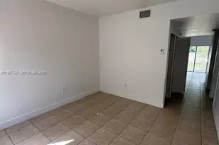 840 SW 6th Pl, Florida City, FL 33034 - Photo 9