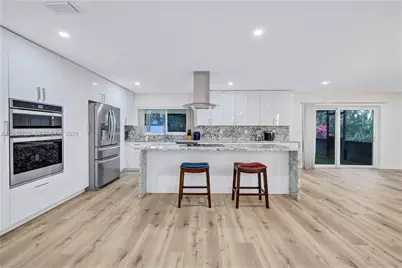 3211 Calle Largo Dr, Hollywood, FL 33021 - Photo 3