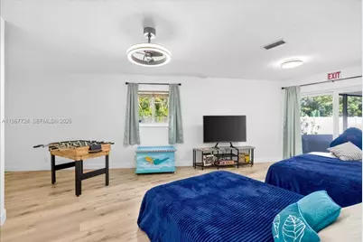 3211 Calle Largo Dr, Hollywood, FL 33021 - Photo 17