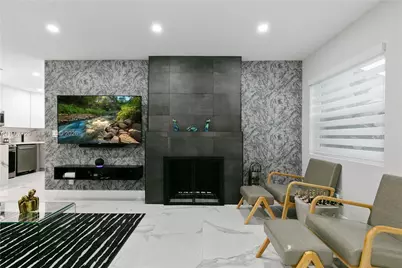 2376 NW 2nd St, Miami, FL 33125 - Photo 41