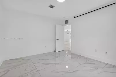 574 NW 98th St, Miami, FL 33150 - Photo 27