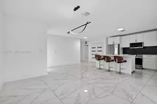 574 NW 98th St, Miami, FL 33150 - Photo 11