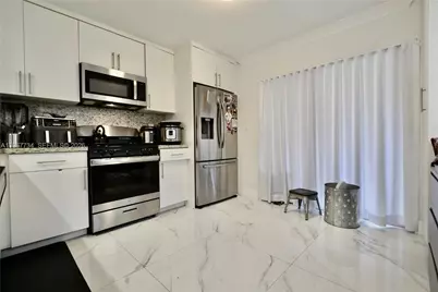 15115 SW 109th St, Miami, FL 33196 - Photo 5