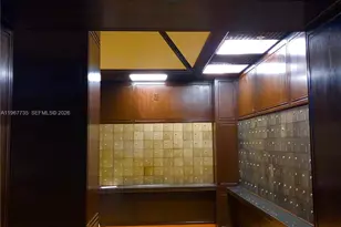 600 NE 36th St, Miami, FL 33137 - Photo 31