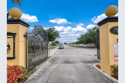 1442 Las Villas Blvd, Sebring, FL 33870 - Photo 47