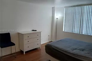 2780 NE 183rd St, Aventura, FL 33160 - Photo 9