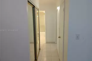 2780 NE 183rd St, Aventura, FL 33160 - Photo 11