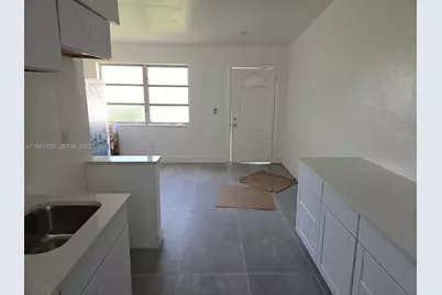 3001 SW 23rd Ter #A, Miami, FL 33145 - Photo 3