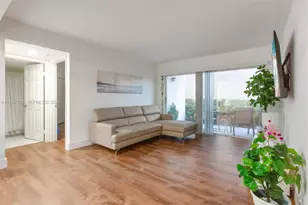 6292 NW 186th St, Hialeah, FL 33015 - Photo 9