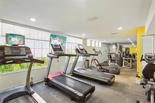 6292 NW 186th St, Hialeah, FL 33015 - Photo 13