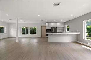 4020 Riviera Dr, Coral Gables, FL 33146 - Photo 7