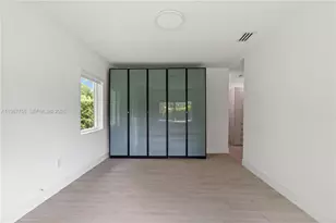 4020 Riviera Dr, Coral Gables, FL 33146 - Photo 11