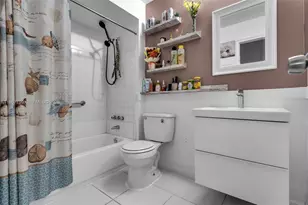 10836 NW 30th Pl, Sunrise, FL 33322 - Photo 13