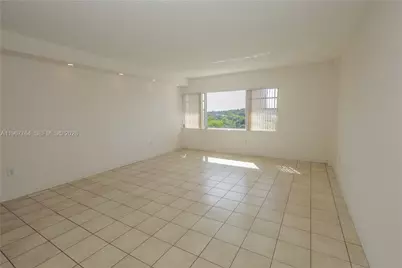 1700 NE 105th St #512, Miami Shores, FL 33138 - Photo 15