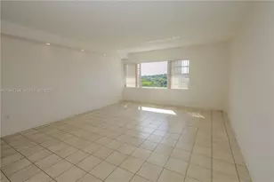 1700 NE 105th St, Miami Shores, FL 33138 - Photo 15