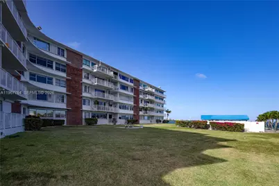 1700 NE 105th St #512, Miami Shores, FL 33138 - Photo 1