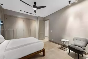 432 S Hibiscus Dr, Miami Beach, FL 33139 - Photo 29