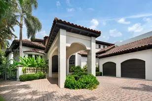 432 S Hibiscus Dr, Miami Beach, FL 33139 - Photo 3