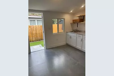 80 NE 133rd St #B, North Miami, FL 33161 - Photo 5