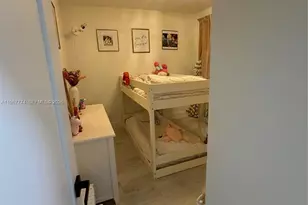 11536 NW 43rd Terrace, Doral, FL 33178 - Photo 9