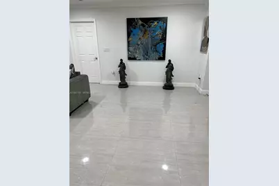 6284 SW 26th St, Miami, FL 33155 - Photo 9