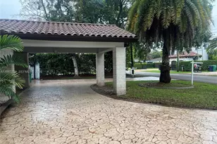 6284 SW 26th St, Miami, FL 33155 - Photo 3