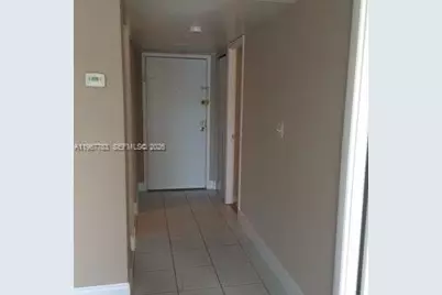 488 NW 165th St Rd #B-614, Miami, FL 33169 - Photo 5