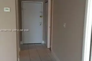 488 NW 165th St Rd, Miami, FL 33169 - Photo 5