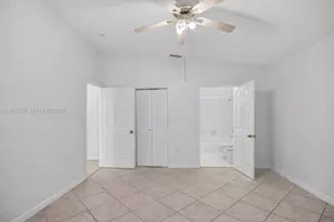 8859 NW 110th Ln, Hialeah Gardens, FL 33018 - Photo 15