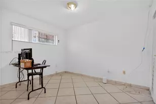 8859 NW 110th Ln, Hialeah Gardens, FL 33018 - Photo 25